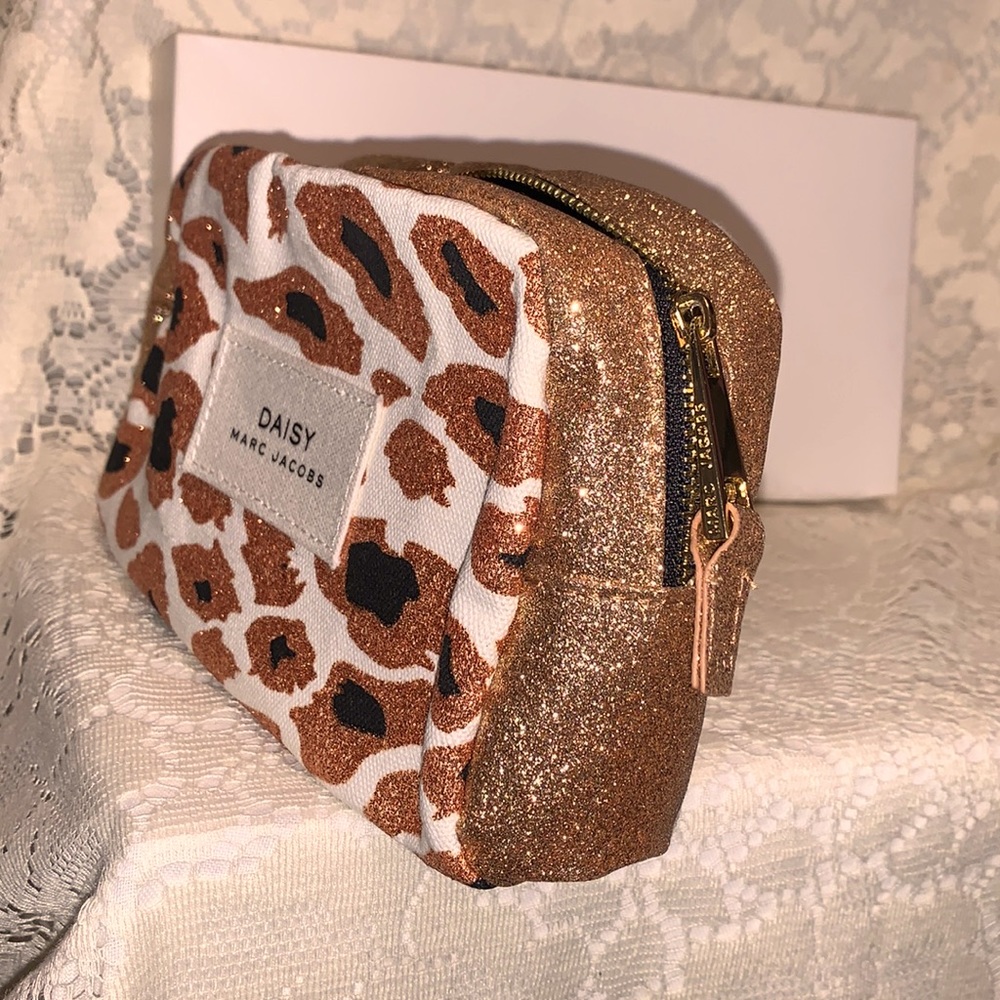 Daisy by Marc Jacobs - Picture 7 of 7